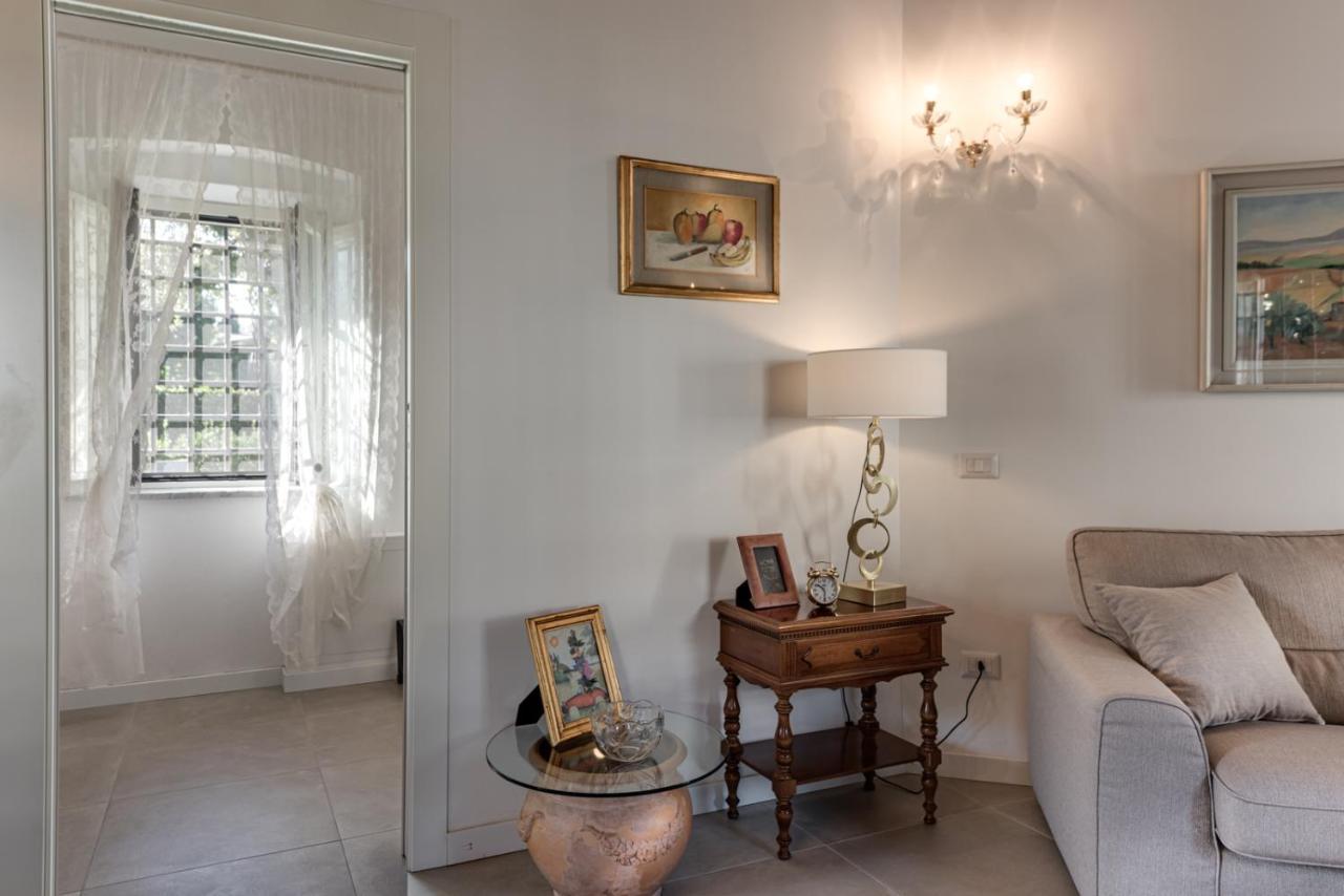 Villa Del Papa ลุคคา ภายนอก รูปภาพ